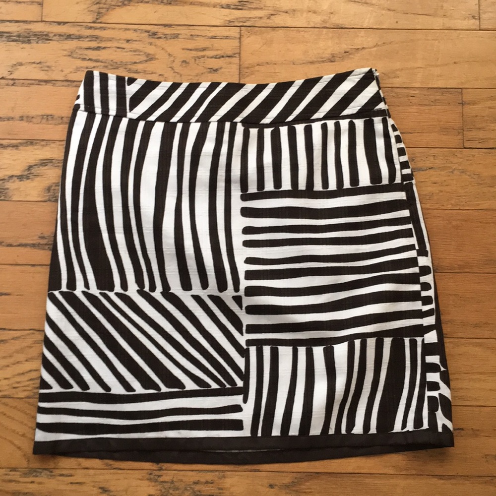 EUC Ann Taylor Skirt